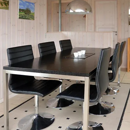 Three-bedroom In Romo